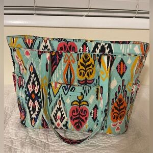 Vera Bradley travel bag